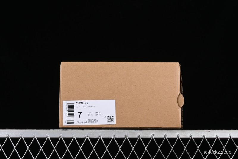 Nike Zoom Fly 6 Running Shoes with Flyknit Material and Carbon Fiber Plate - FN8454-400