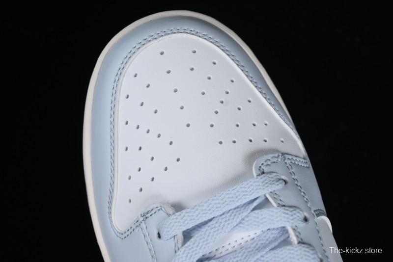 Nike Dunk Low SB Casual Sneakers in Blue Tint Colorway - DD1873-400