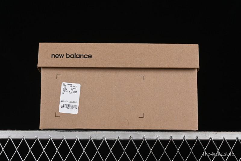 Miu Miu x New Balance 530 Low-Top Retro Running Shoes with Deconstructed Design - 38165