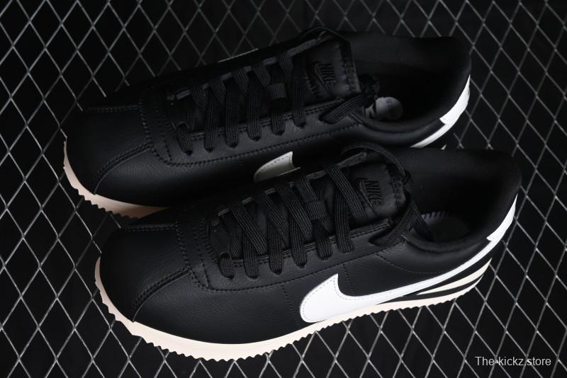 Nike Classic Cortez Leather Retro Running Shoes - FB6877-001