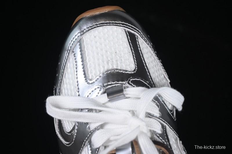 New Balance 530 Metallic Silver Sneakers – Stylish & Sporty Design