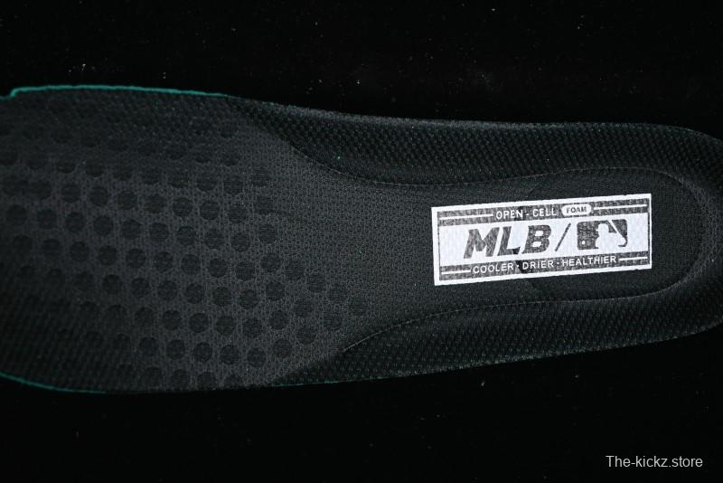 NY Yankees Black & Yellow Sneakers - Bold Logo Streetwear Shoes