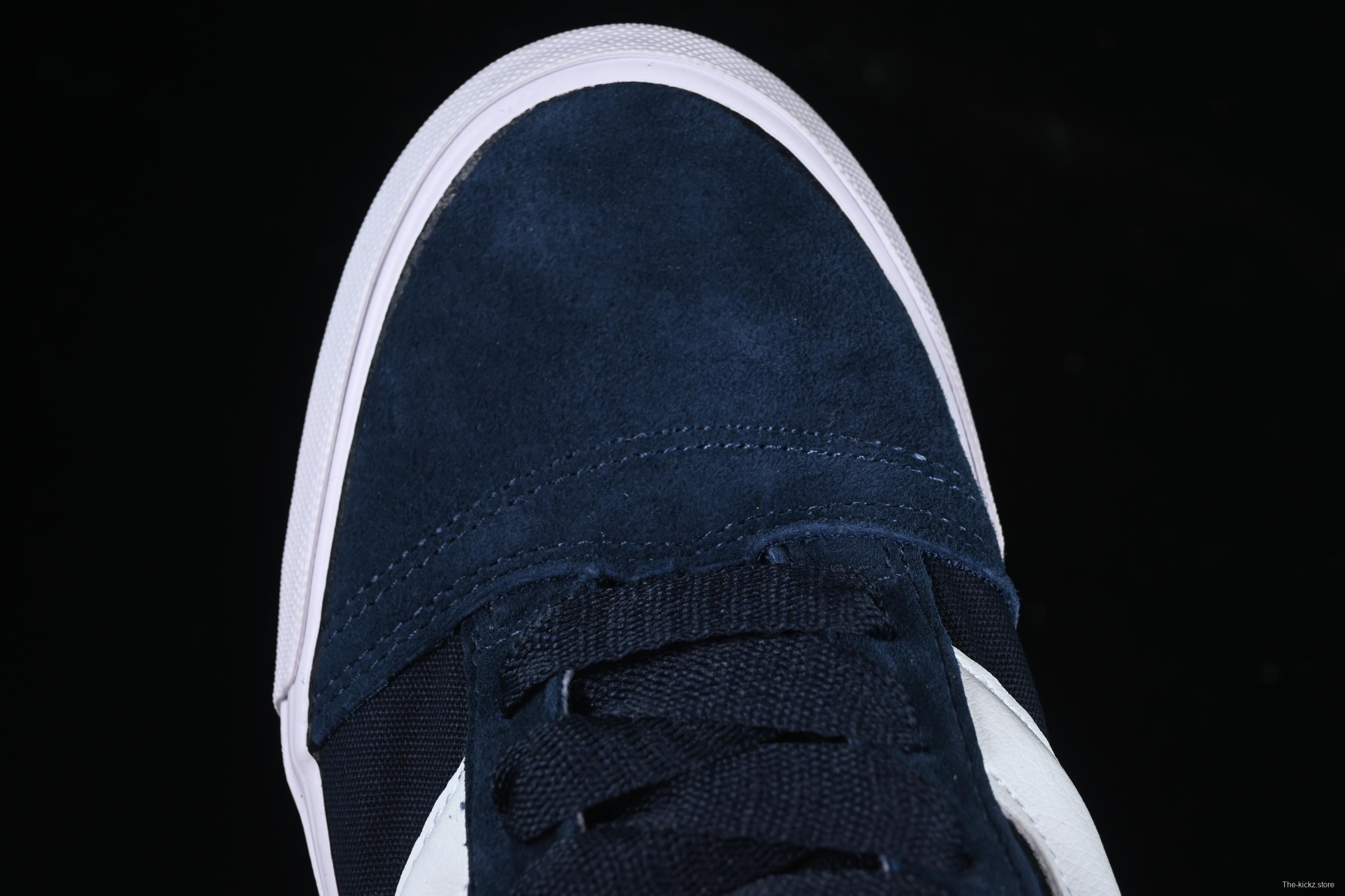 Vans Knu Skool Low-Top Retro Chunky Sneakers - VN000D6CJBL