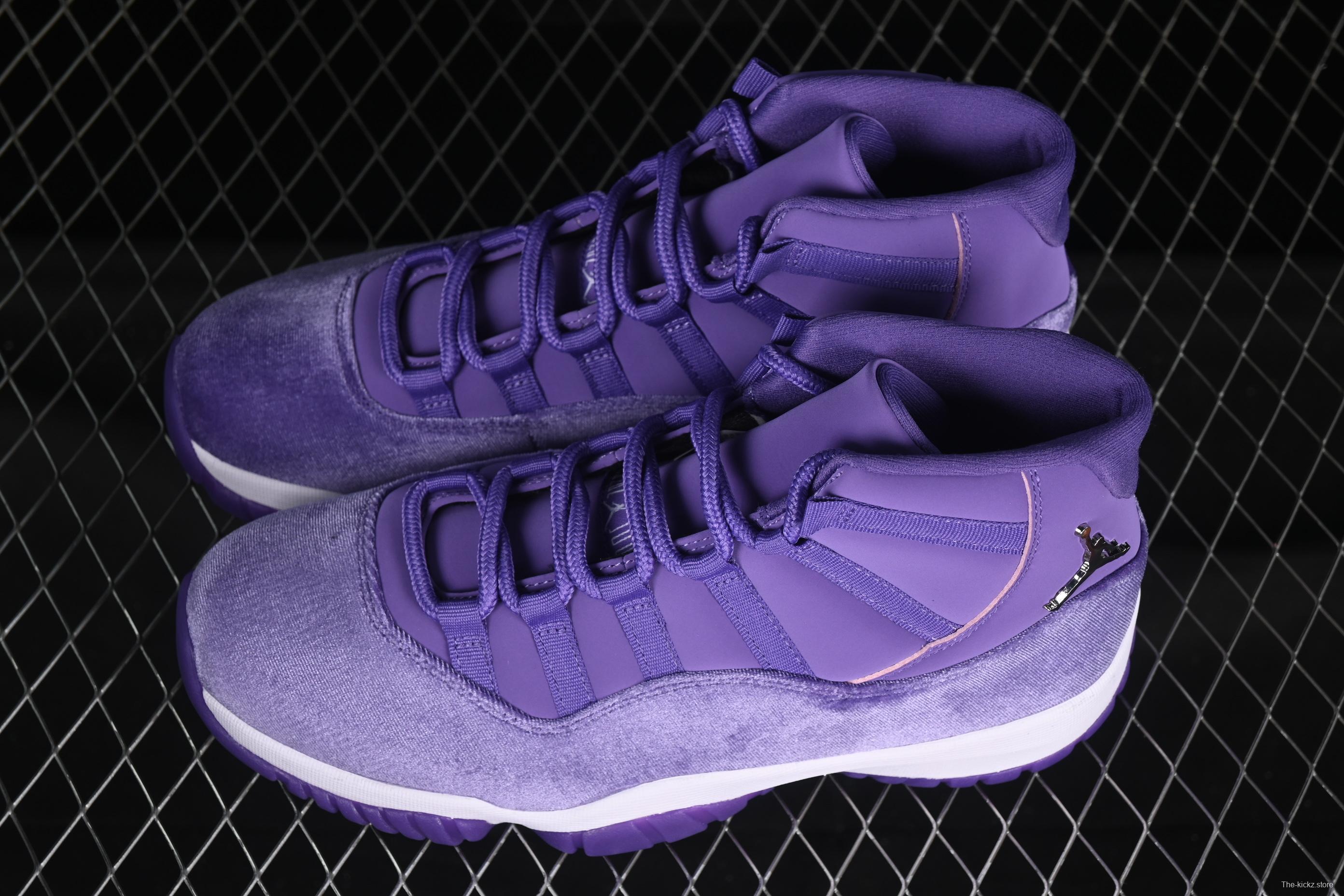 Nike Air Jordan 11 Retro CT8012-555 Basketball Shoes in Lavender Corduroy