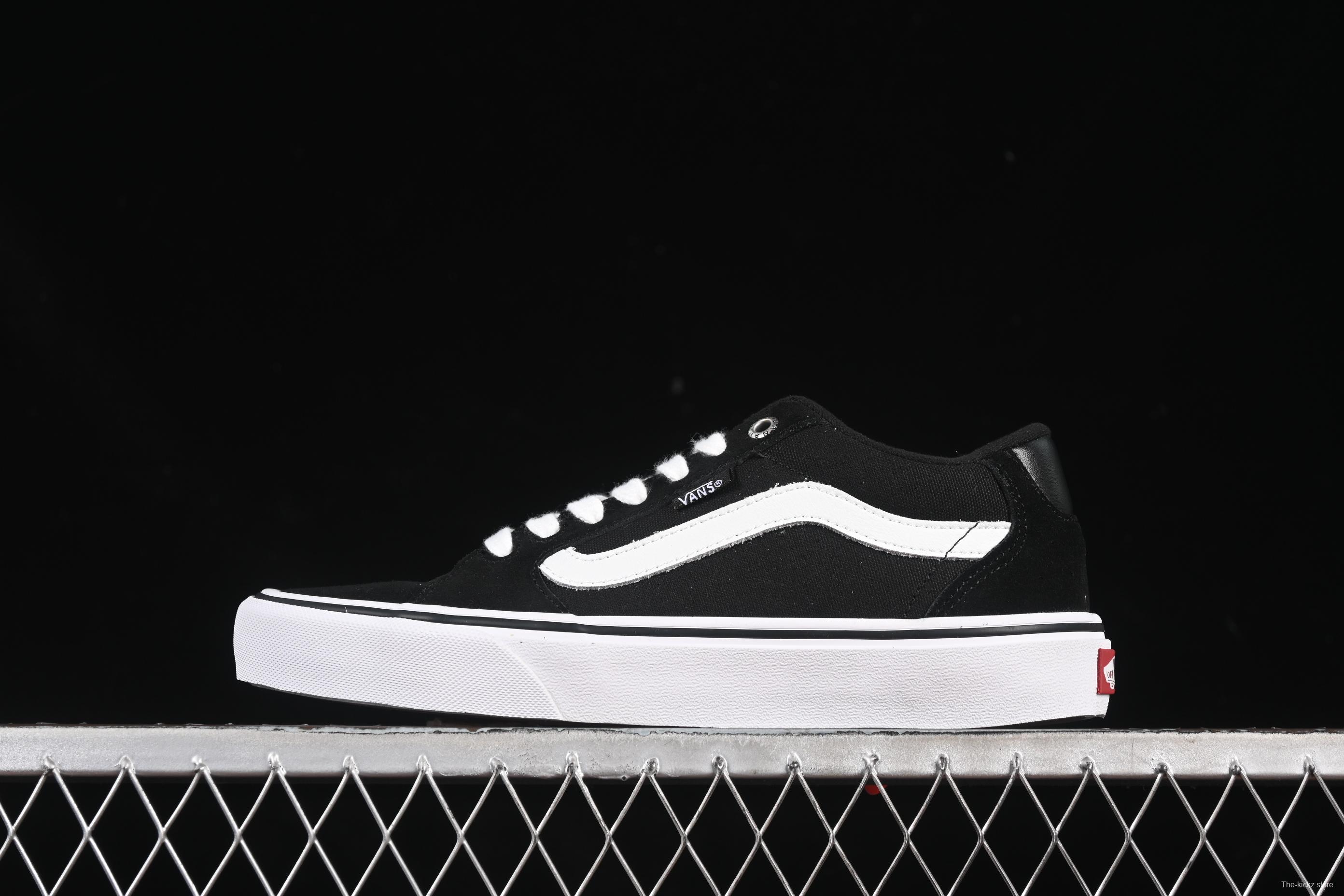 Vans Faulkner Low Top Casual Skate Shoes - VN000SJVC4R