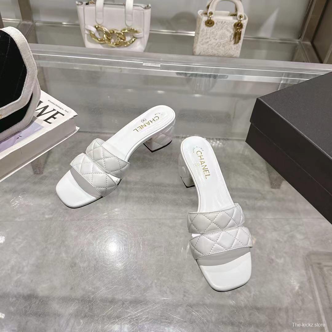 2025 Women Chanel White Leather Sandals LY00280