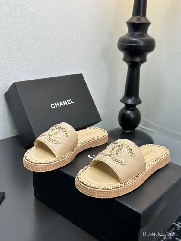 2025 Slippers Chanel Beige Leather Slippers