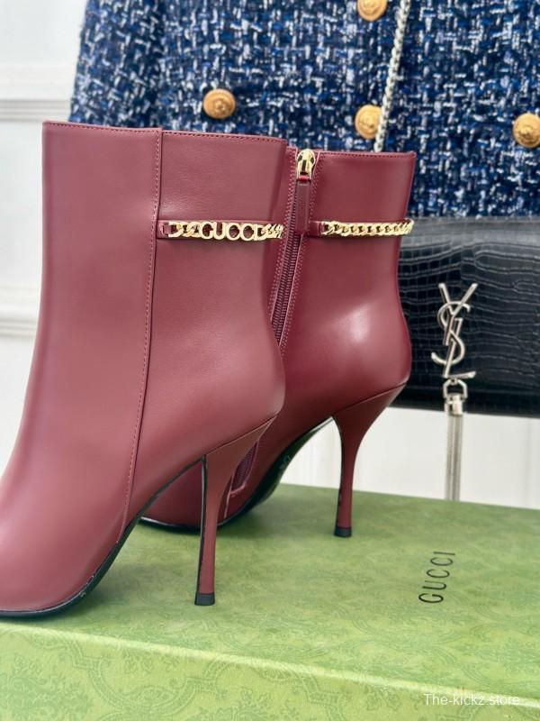 2024 Women Gucci burgundy leather ankle boots chain detail MJ00410