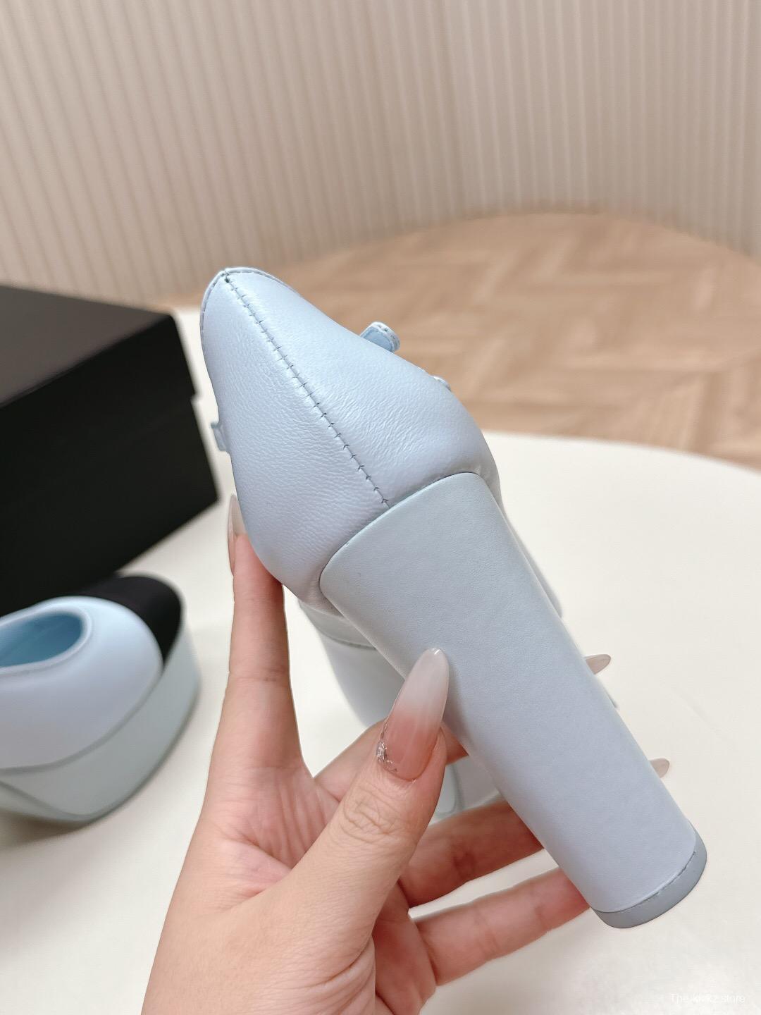 2025 Women Chanel White Black Leather Platform Mary Jane Shoes