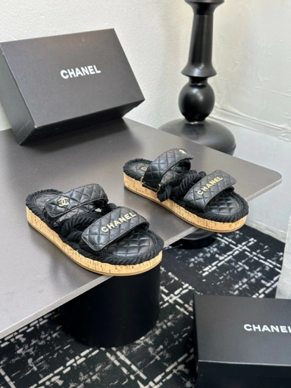 2025 Slippers Chanel Black Leather Cork Sole Sandal LY00250