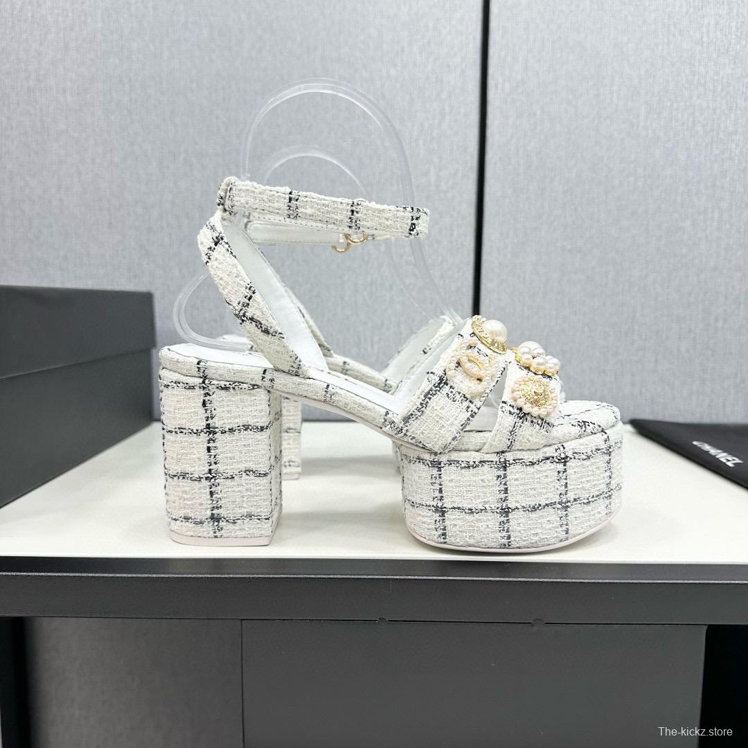 2025 Women Chanel White Black Tweed Platform Sandals