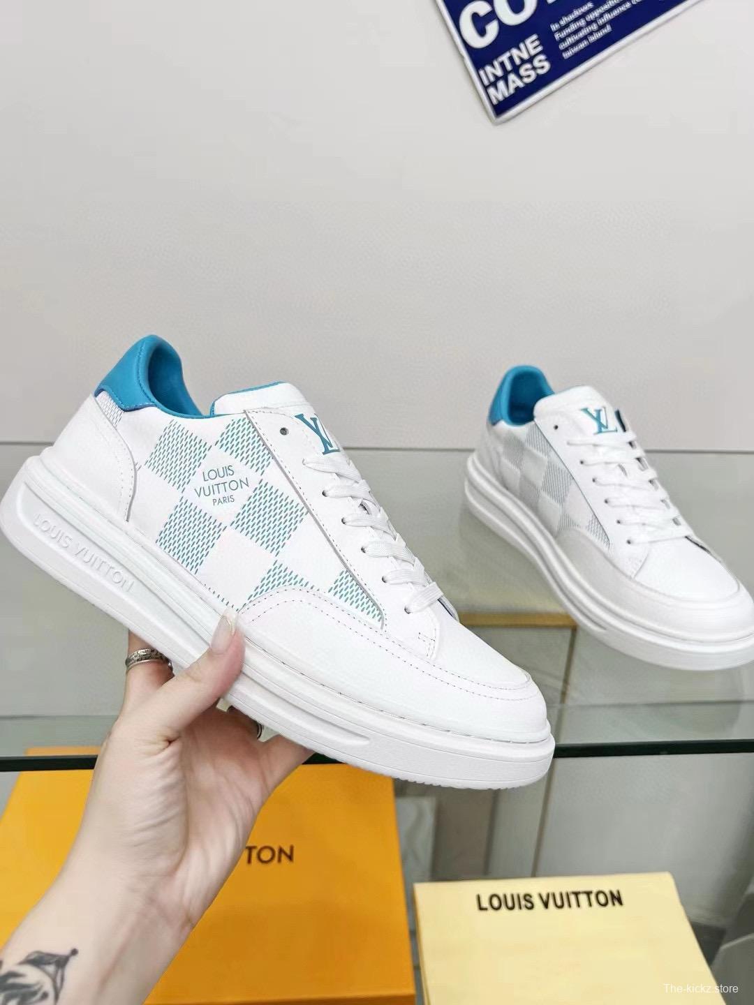 2024 Unisex Louis Vuitton White Blue Leather Sneakers Maxi Damier MJ00330