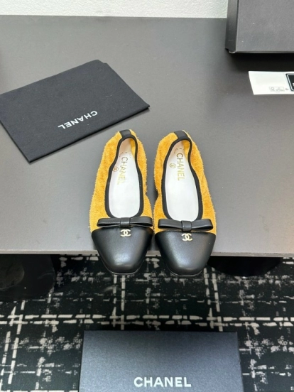 Chanel 2025 SS Classic Flats Versatile Sandals