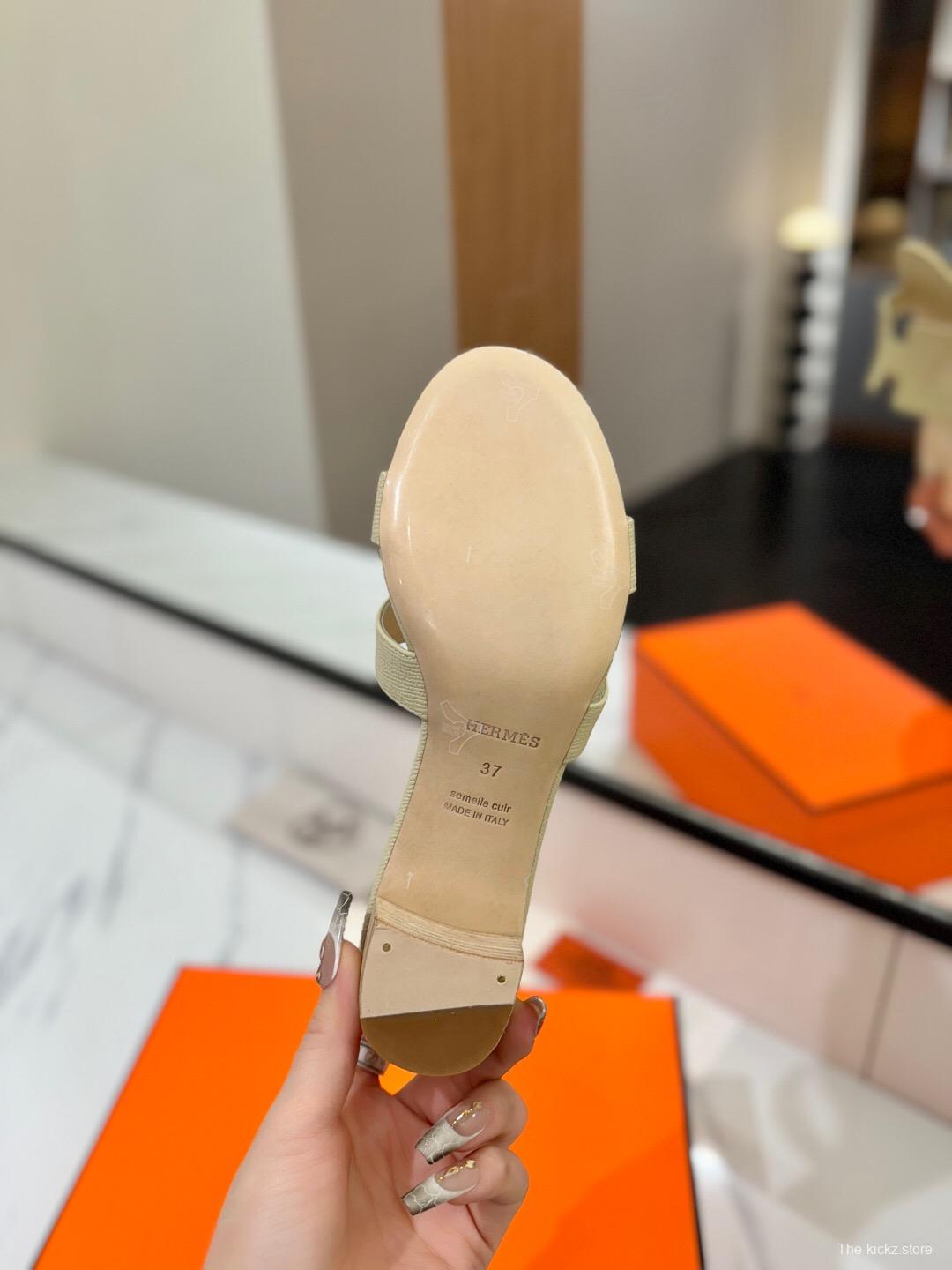 2025 Women Hermès Cream Leather Sandals