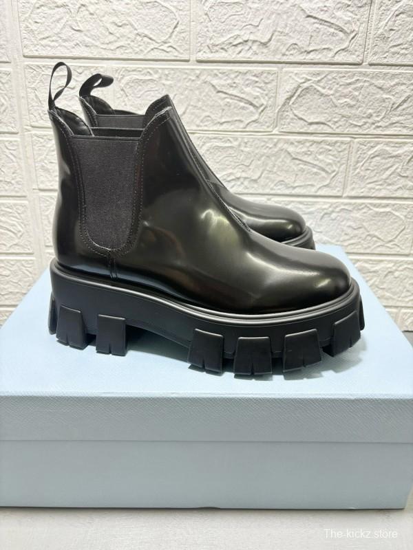 2024 Women Prada Black Leather Chelsea Boots MJ00360