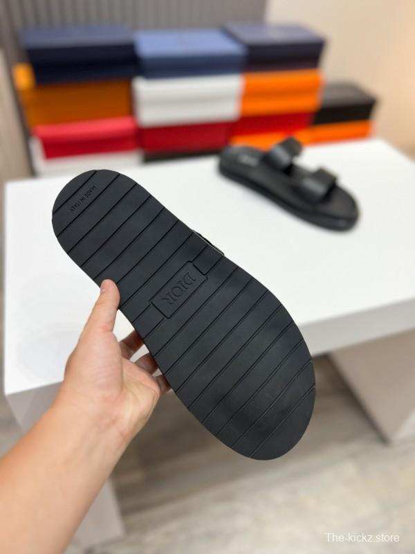2025 Men Dior Black Leather Slippers Metal CD Diamond AS00190