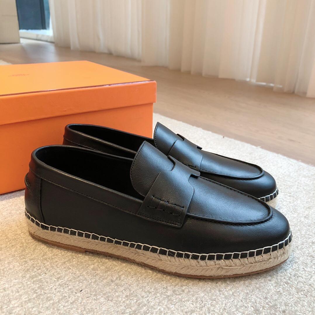 2025 Unisex Hermès Black Calfskin Leather Loafers AS00380