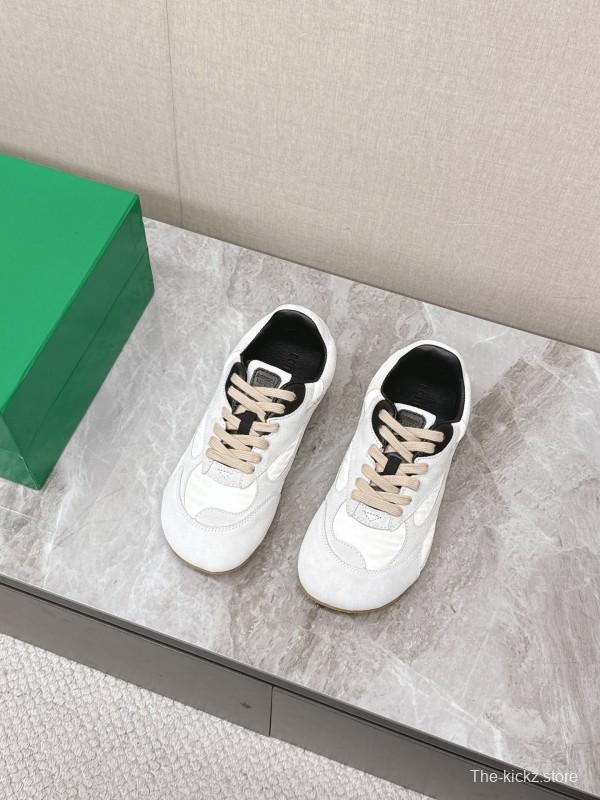 2025 Unisex Bottega Veneta White Black Nylon Suede Sneakers KFY00290