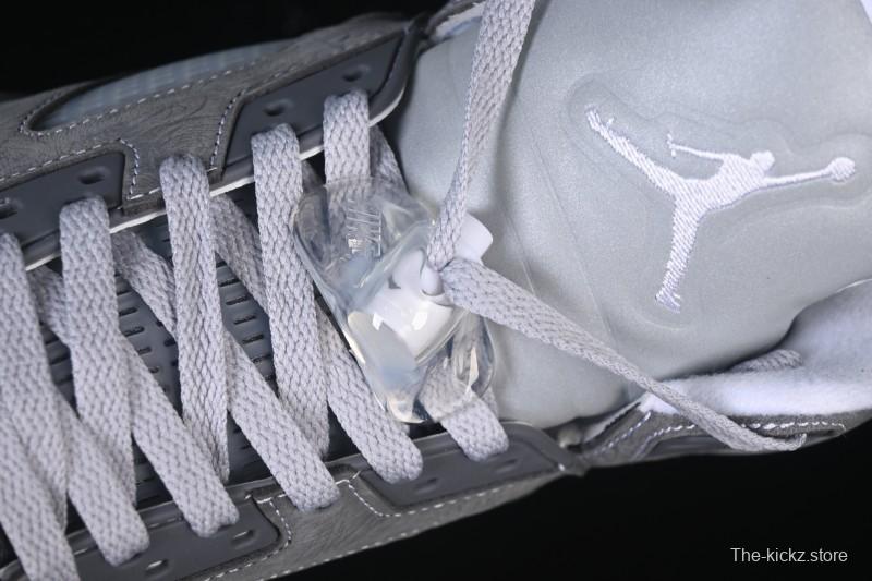 Nike Air Jordan 5 Retro Basketball Shoes with Wolf Grey Design - DD0587-002