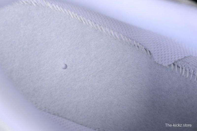 Nike Air Max 90 Retro Running Shoes with Max Air Cushion - CN8490-100