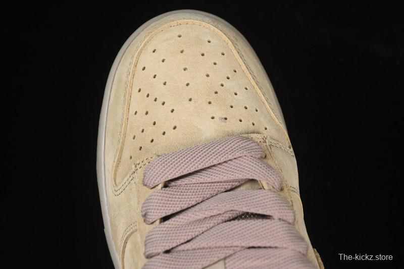 Nike SB Dunk Low Pro Skateboarding Shoes with Parachute Beige Design - HJ0367-200