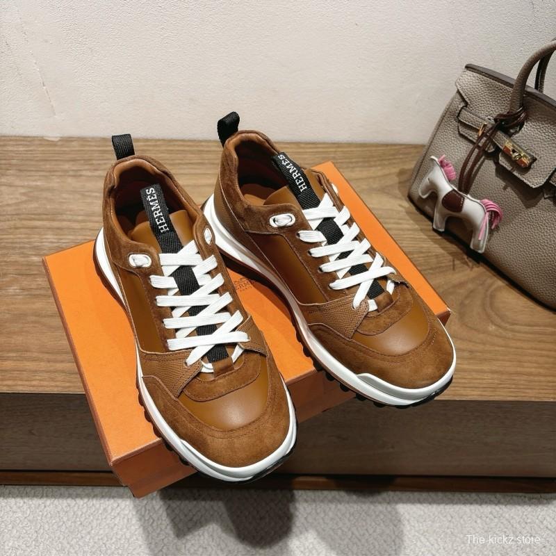 H Boots Classic Chelsea Boots with British Color Block Design - AS00410