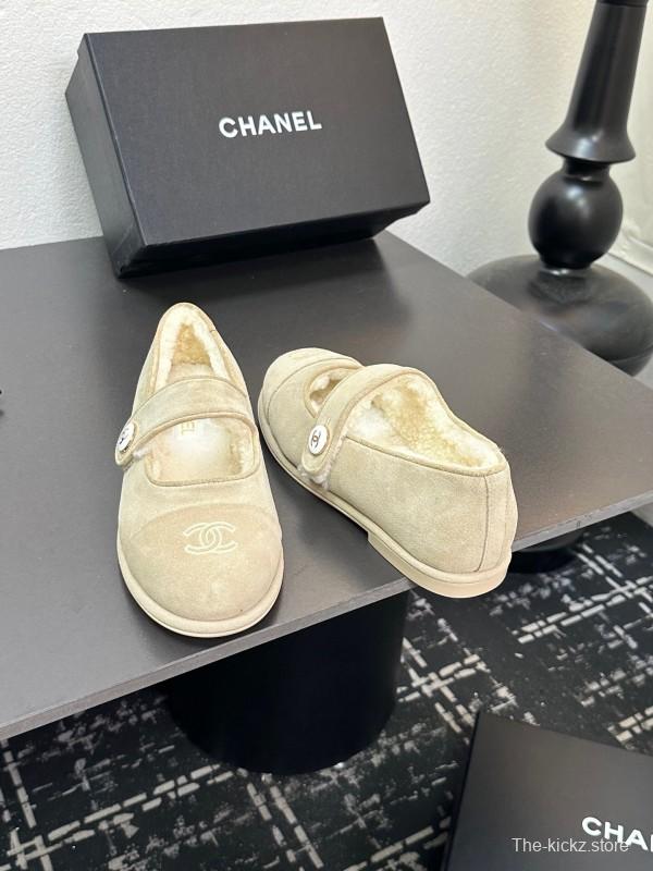 Chanel 2025 SS French Mary Jane Flat Shoes with Fur Trim - KFY00300
