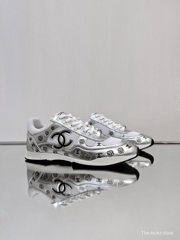 Chanel 2025 SS Limited Edition Silver Horn King 2nd Generation Unisex Sneakers - KFY00340